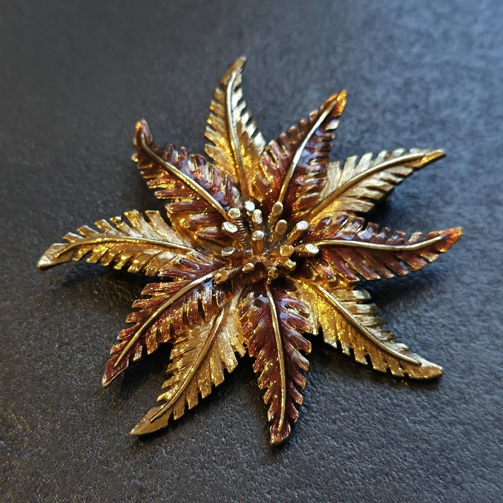 Vintage Gold Tone Enamel Flower Brooch